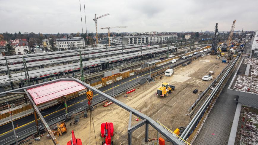Webcam-Aufnahme zu den U5-Bauarbeiten am Bahnhof Pasing, Dezember 2025; Quelle Baureferat